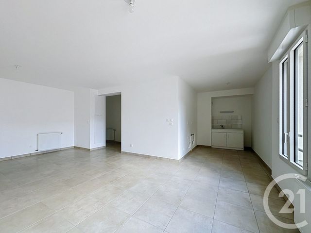 Appartement T4 à louer - 4 pièces - 89.1 m2 - LYON - 69008 - RHONE-ALPES - Century 21 Hestia Ldi
