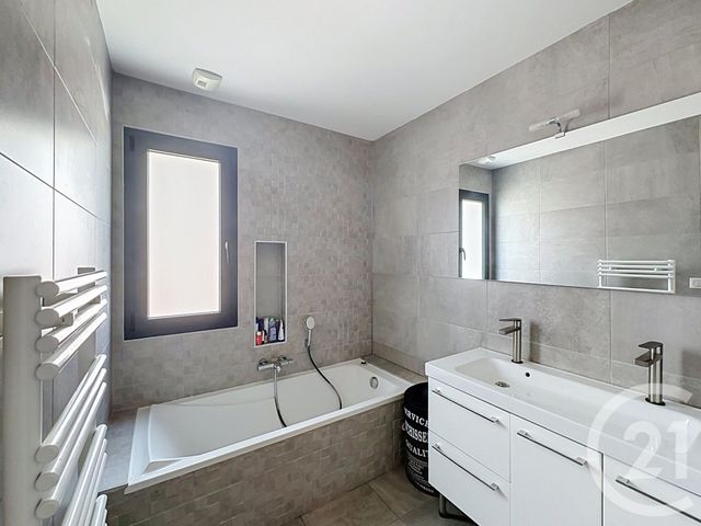 maison à vendre - 5 pièces - 120.0 m2 - CORBAS - 69 - RHONE-ALPES - Century 21 Hestia Ldi