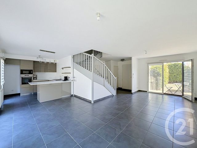 maison à vendre - 6 pièces - 120.0 m2 - CHASSIEU - 69 - RHONE-ALPES - Century 21 Hestia Ldi