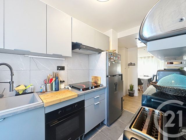 Appartement F3 à vendre - 3 pièces - 64.9 m2 - FEYZIN - 69 - RHONE-ALPES - Century 21 Hestia Ldi