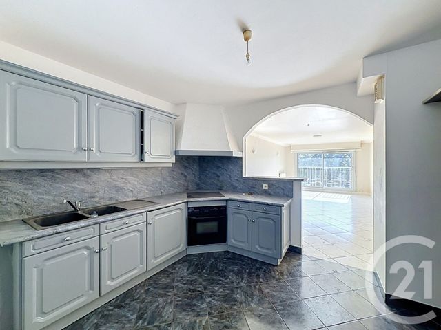 Appartement F4 à vendre - 4 pièces - 79.0 m2 - VENISSIEUX - 69 - RHONE-ALPES - Century 21 Hestia Ldi