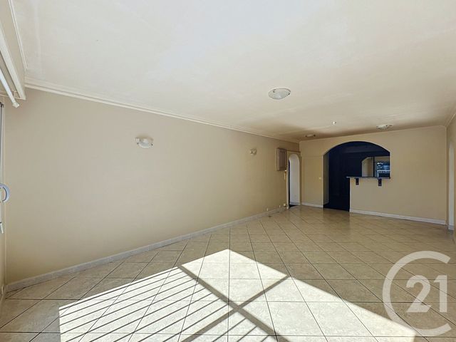 Appartement F4 à vendre - 4 pièces - 79.0 m2 - VENISSIEUX - 69 - RHONE-ALPES - Century 21 Hestia Ldi