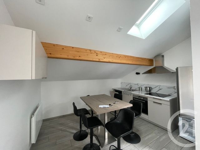 Appartement T2 à louer - 2 pièces - 60.0 m2 - HEYRIEUX - 38 - RHONE-ALPES - Century 21 Hestia Ldi