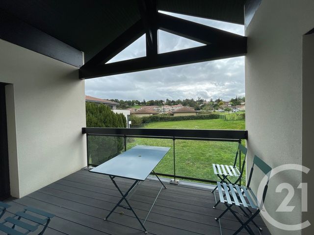 Appartement T2 à louer - 2 pièces - 60.0 m2 - HEYRIEUX - 38 - RHONE-ALPES - Century 21 Hestia Ldi