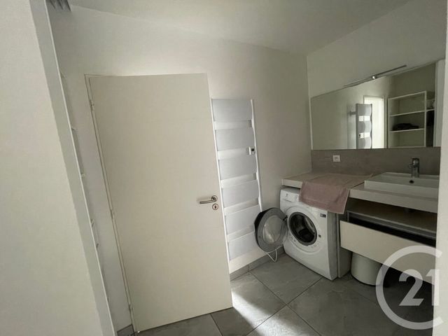 Appartement T2 à louer - 2 pièces - 60.0 m2 - HEYRIEUX - 38 - RHONE-ALPES - Century 21 Hestia Ldi