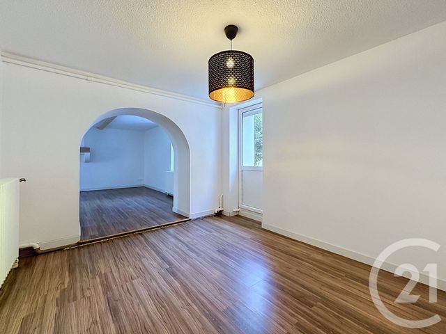 maison à louer - 4 pièces - 112.0 m2 - ST SYMPHORIEN D OZON - 69 - RHONE-ALPES - Century 21 Hestia Ldi