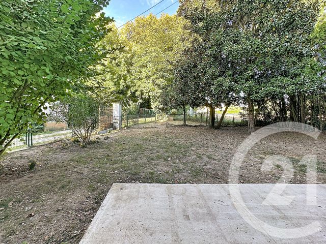 maison à louer - 4 pièces - 112.0 m2 - ST SYMPHORIEN D OZON - 69 - RHONE-ALPES - Century 21 Hestia Ldi