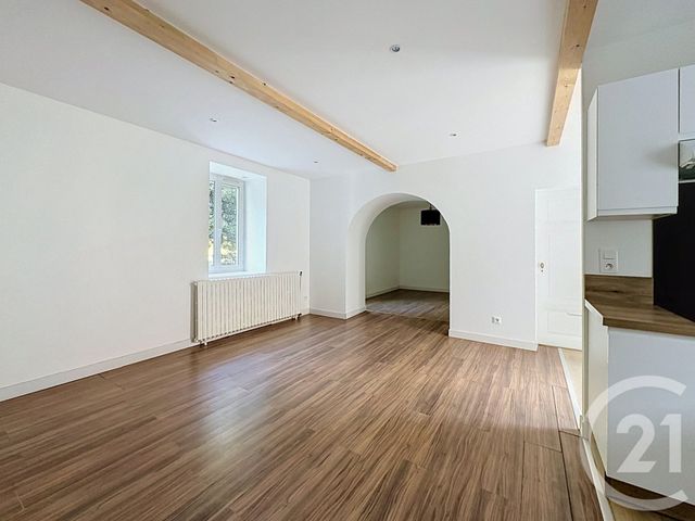 maison à louer - 4 pièces - 112.0 m2 - ST SYMPHORIEN D OZON - 69 - RHONE-ALPES - Century 21 Hestia Ldi