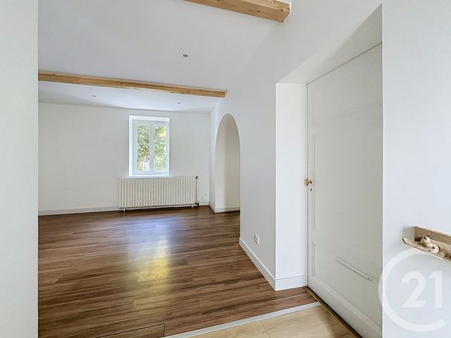 maison à louer - 4 pièces - 112.0 m2 - ST SYMPHORIEN D OZON - 69 - RHONE-ALPES - Century 21 Hestia Ldi