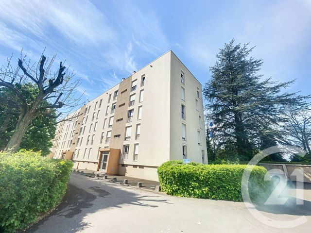 Appartement à vendre - 4 pièces - 76.18 m2 - ST FONS - 69 - RHONE-ALPES - Century 21 Hestia Ldi