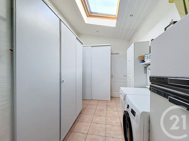 maison à vendre - 7 pièces - 188.75 m2 - CHARBONNIERES LES BAINS - 69 - RHONE-ALPES - Century 21 Hestia Ldi