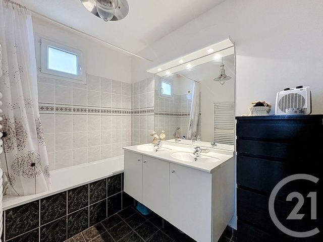 maison à vendre - 4 pièces - 80.6 m2 - CORBAS - 69 - RHONE-ALPES - Century 21 Hestia Ldi